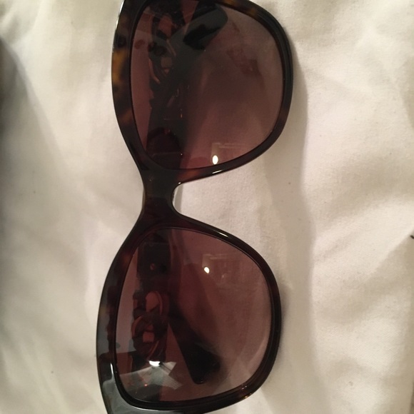 Coach Designer Sunglasses - Picture 4 of 4